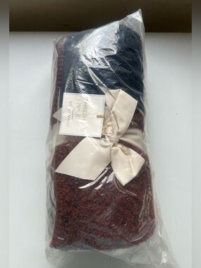 Threshold Plush Throw Blanket - Deep Burgundy & Black